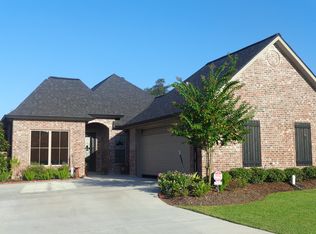 323 Believers Ln #L, Lake Charles, LA 70611