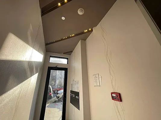 Rented by Tapiro Realty | media 12