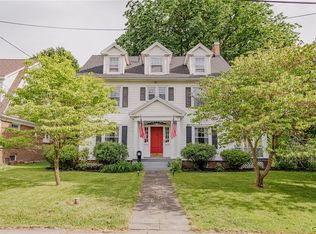 408 Salt Springs Rd, Syracuse, NY 13224