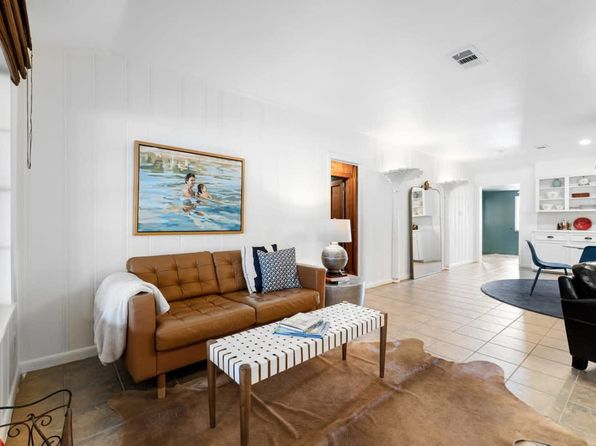 202 Woodcreek Dr #ID1254584P