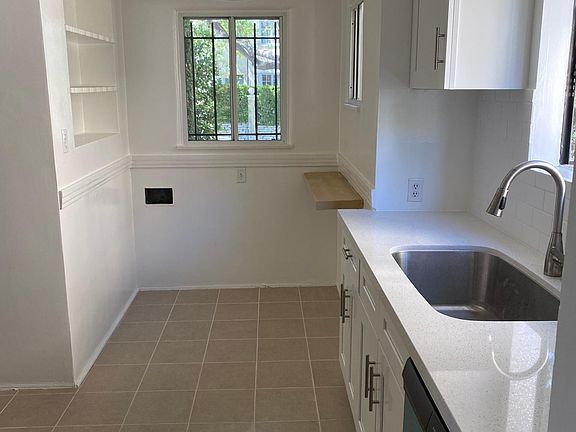 Kitchen nook