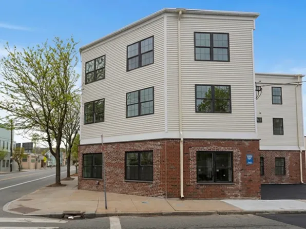 531 Smith St, Providence, RI