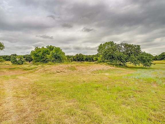 2nd image of Chappel Hill Ct