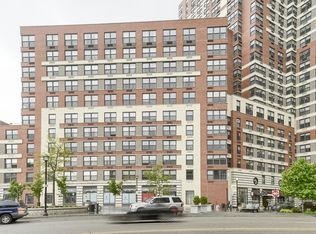 102 Columbus Dr APT 901, Jersey City, NJ