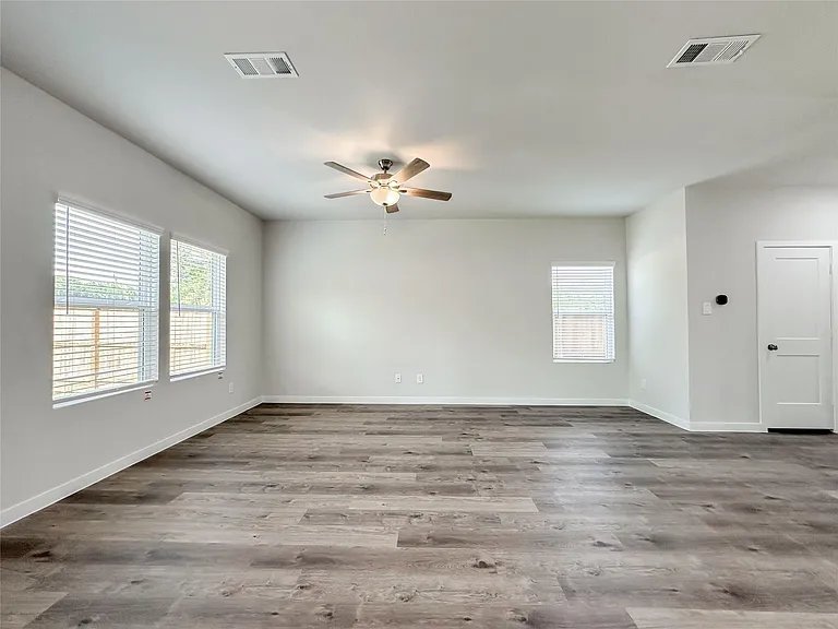 7806 Alset Dr — Photo 7