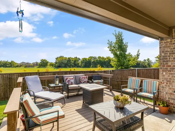 618 Congressional Ave, Red Oak, TX 75154