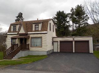 35 Leonard Ave, Bradford, PA 16701