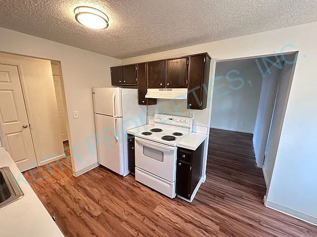 6498 Lowry Dr #1 — Photo 7