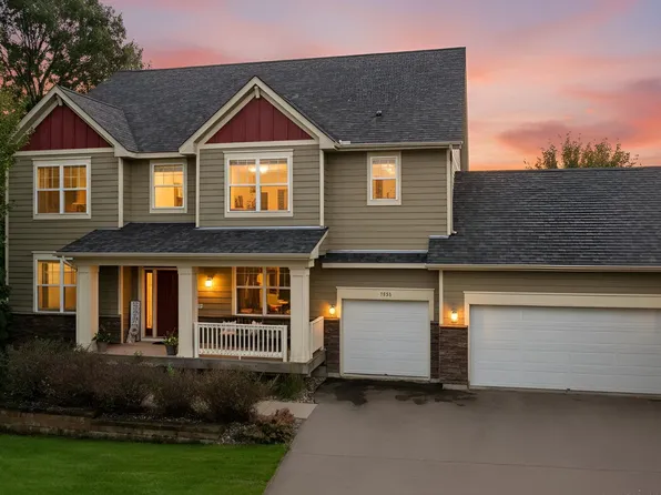 9508 211th St W, Lakeville, MN 55044
