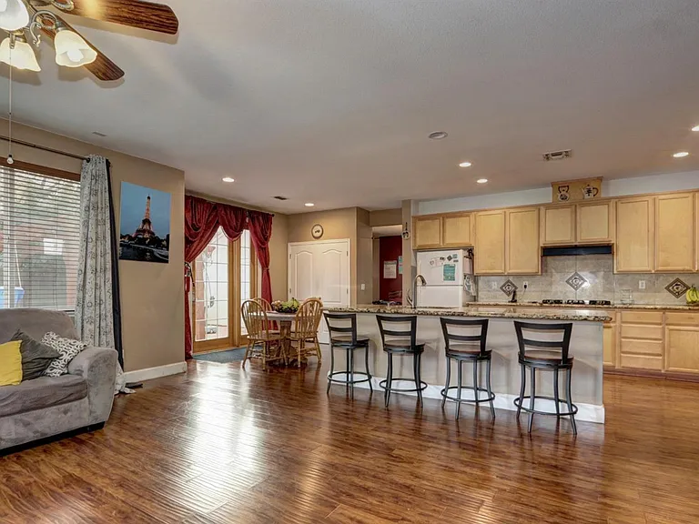 1817 Redondo Rd — Photo 4