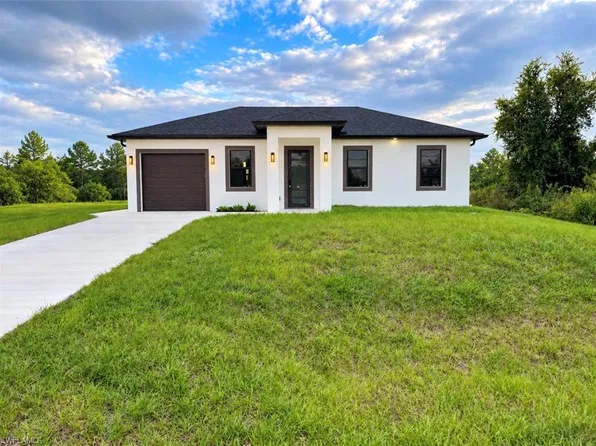 54 Floyd AVE S, LEHIGH ACRES, FL 33976
