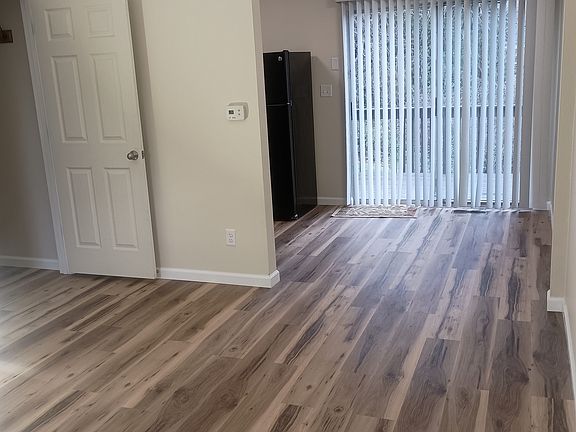 3rd image of 3403 Misty Creek Dr #3403