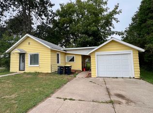 117 E Harvey St, Rhinelander, WI 54501