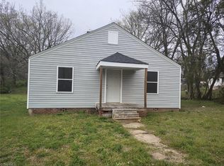 504 Tussey St, Lexington, NC 27292
