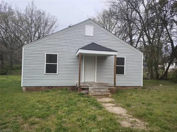 504 Tussey St, Lexington, NC 27292