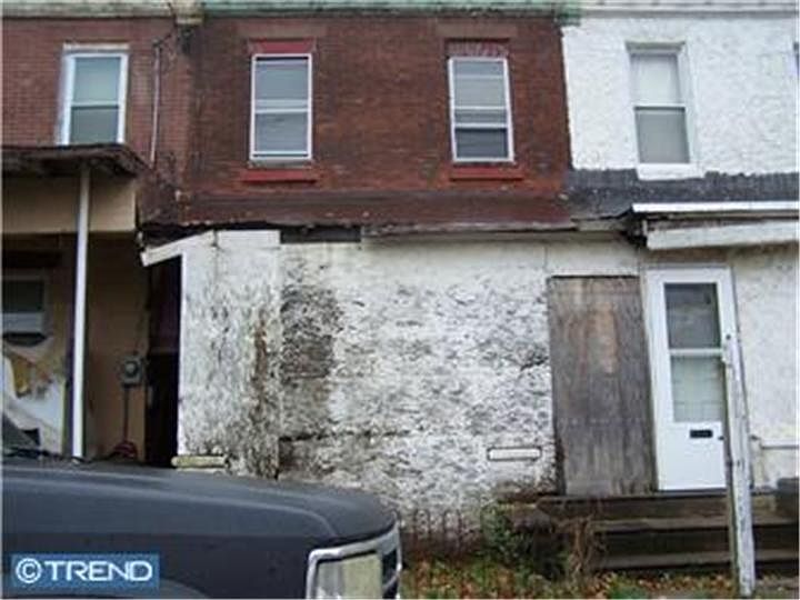 1st image of 4065 Ashland St