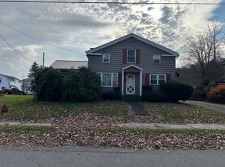 47 Ford St, Youngsville, PA 16371