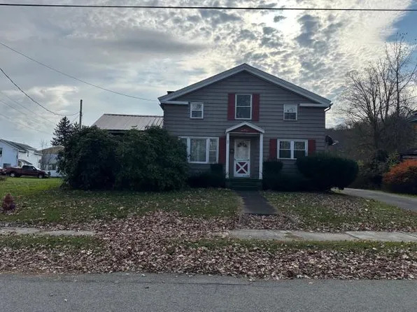 47 Ford St, Youngsville, PA 16371