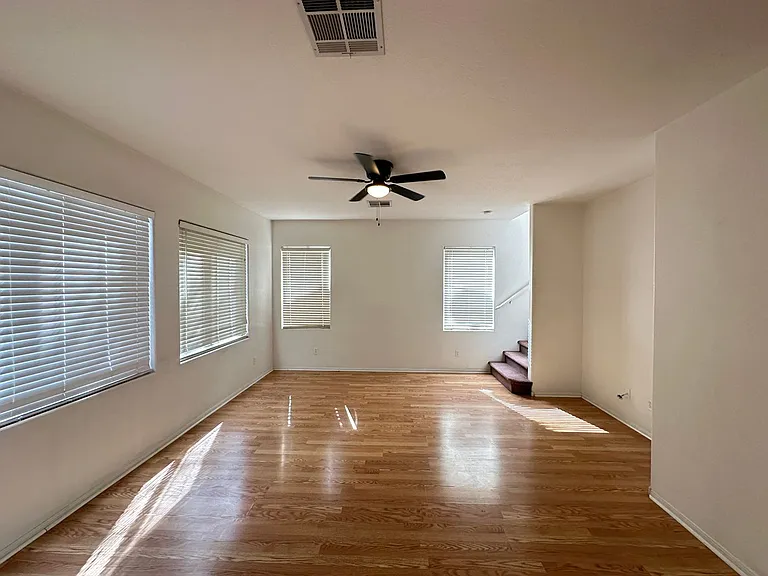 10440 Anacostia St — Photo 3