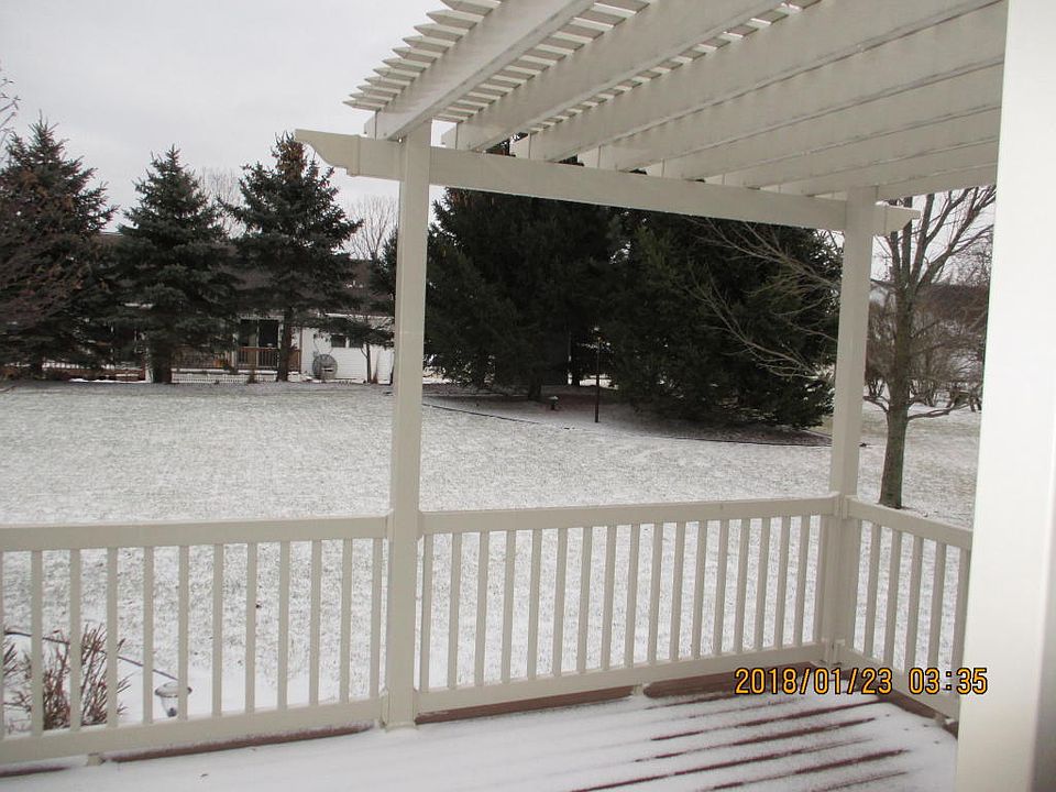 1st image of 154 Concord Dr