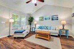 5th image of 18416 Friendship Hill Dr