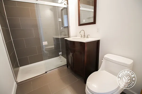 Rented by MySpaceNYC | media 60