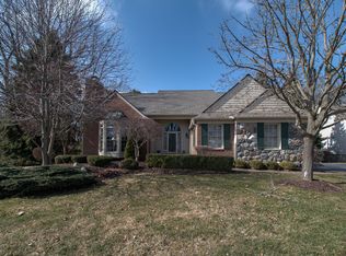 4742 Huntington Dr, Brighton, MI