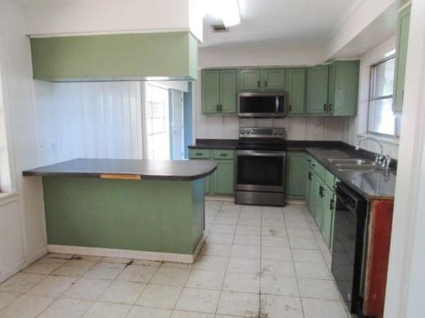 109 Morgan St, Ball, LA 71405