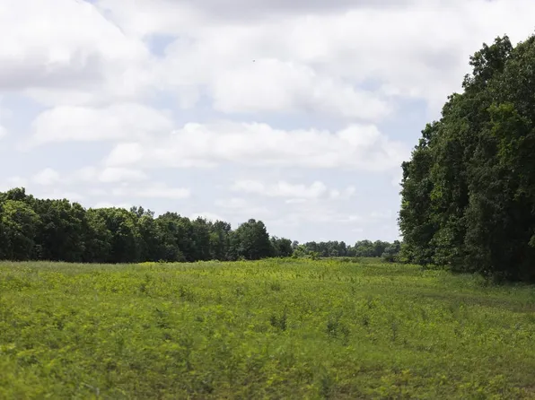 24 Highway, Madison, MO 65263