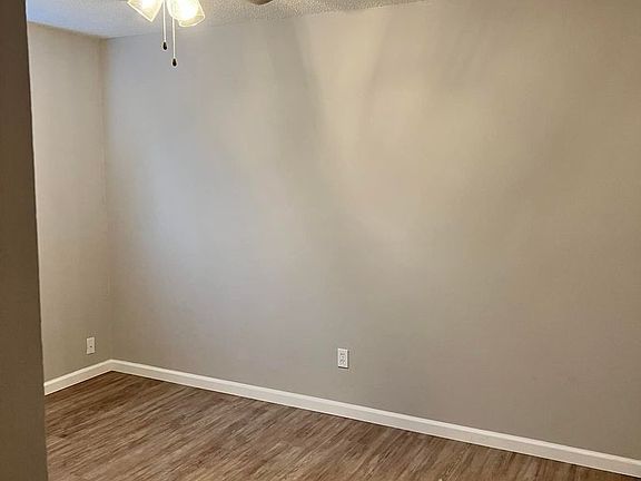 4th image of 2210 North St #103