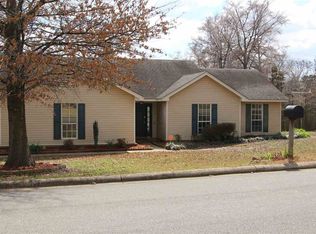 601 Hunters Ridge Dr, Jonesboro, AR 72404