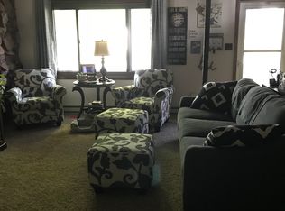 405 Maple St, Kennard, NE 68034