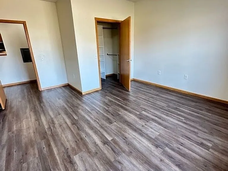 Stratford Place Luxury Apartments — Photo 16