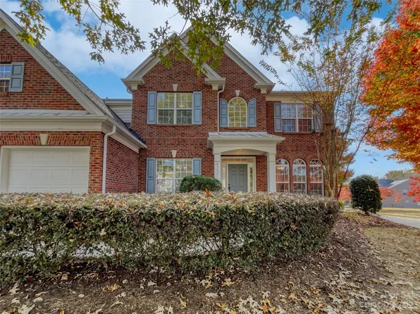 8302 Society St, Charlotte, NC 28277