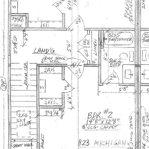 Top floor with 2 bedrooms and their bathrooms