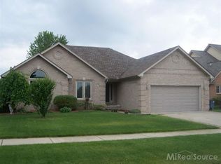 21224 Sunrise Dr, Macomb, MI 48044