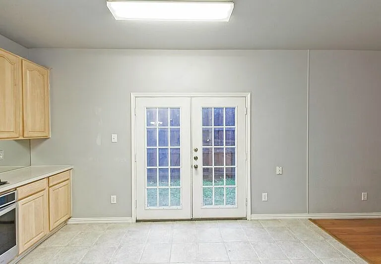 9220 Norman Dr — Photo 30