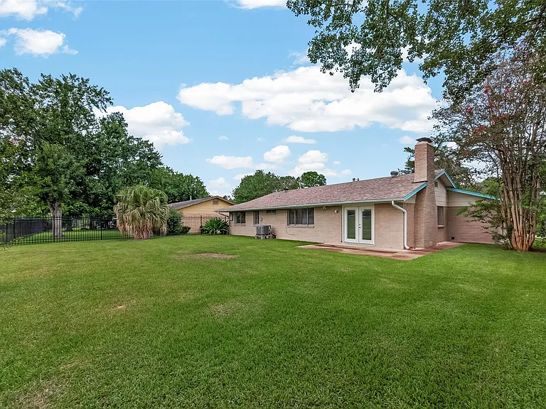 1715 Ramada Dr — Photo 31