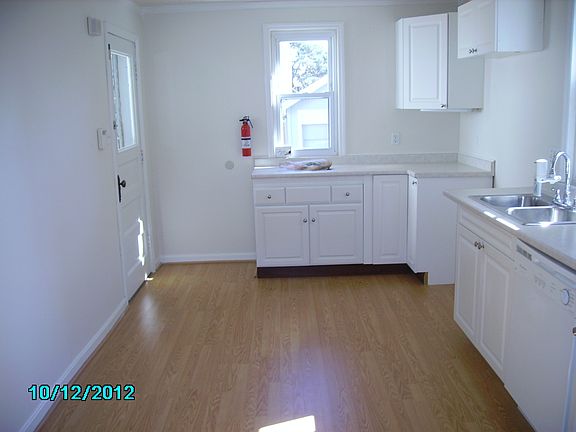 3rd image of 3922 S Madison Ave APT 1
