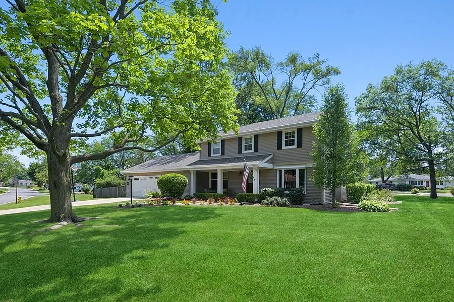 3003 Applegate Ln photo 1