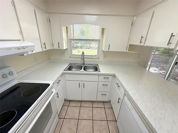 5th image of 4146 NW 30th Ter