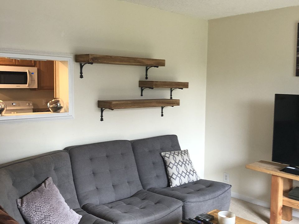 1st image of 104 Mountainwood Dr
