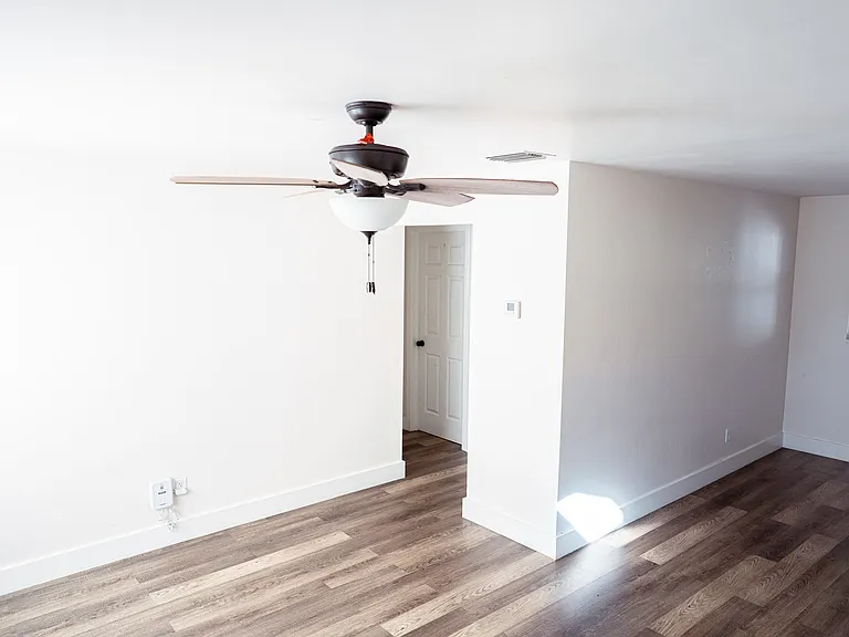 6671 Fiesta Way — Photo 13