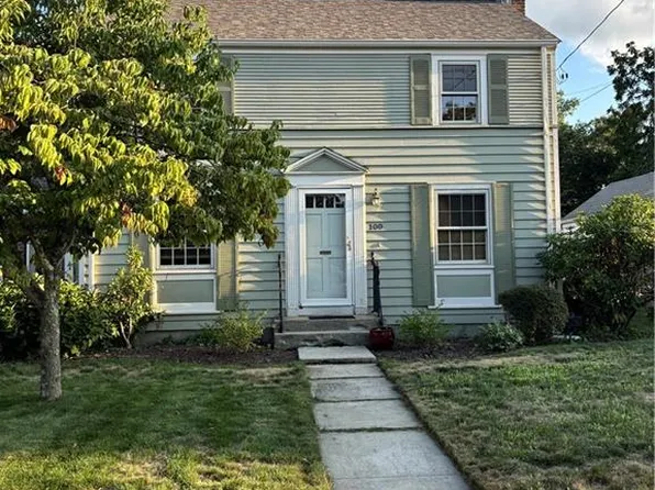 100 Puritan Dr, Warwick, RI 02888