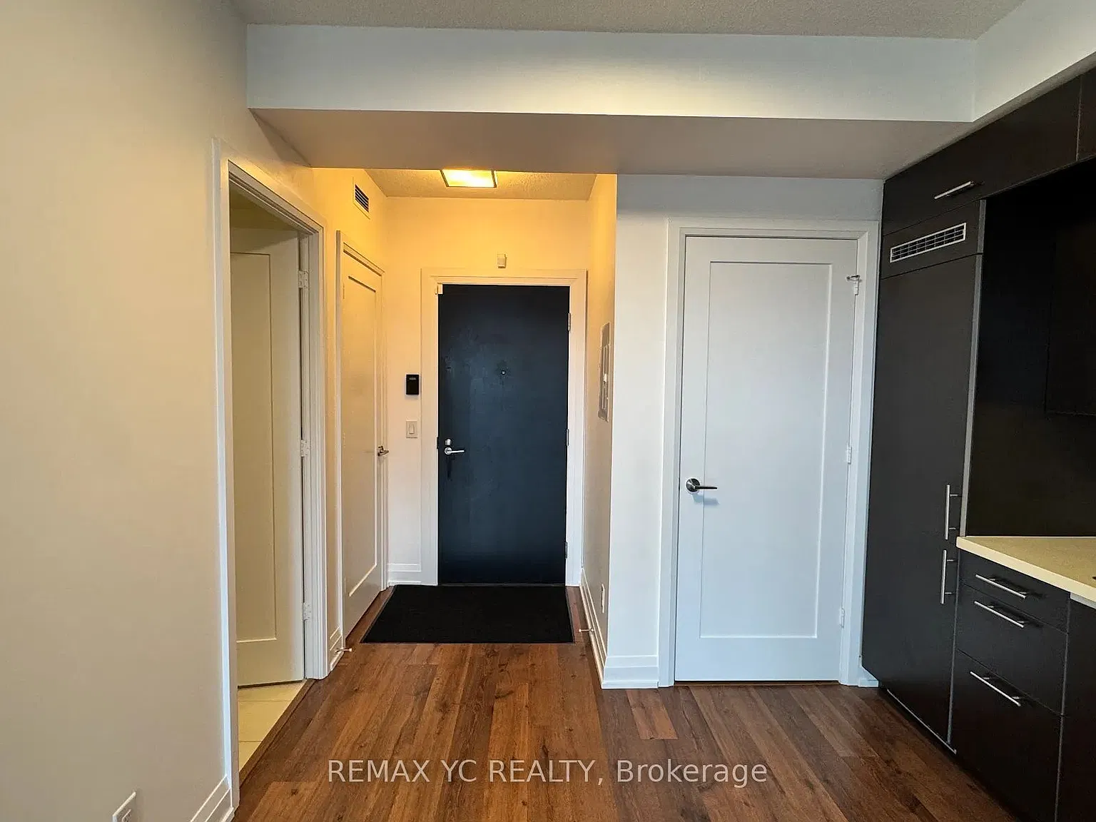 1 bed, $2,450 — Photo 3