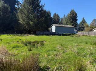 1528 Baywood Ln, Bayside, CA 95524