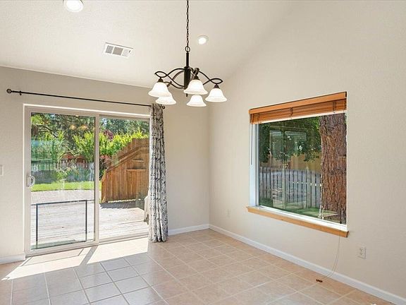 5th image of 5322 Muskrat Rd