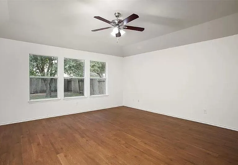 2718 Atlas Dr — Photo 13