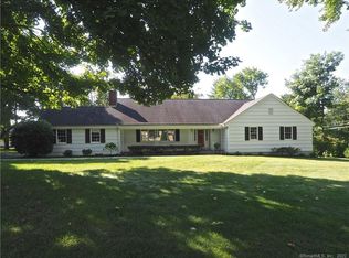 4 Stanton Rd, Darien, CT 06820