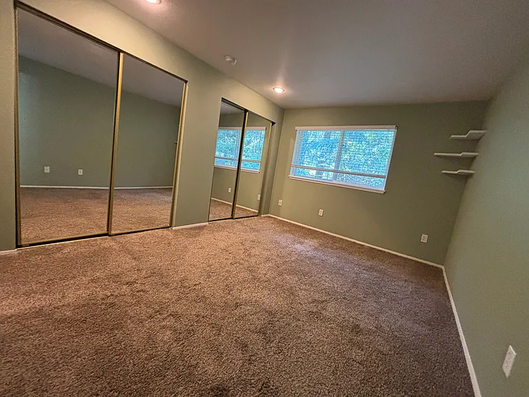 1301 NW Slate Ln #104 — Photo 9